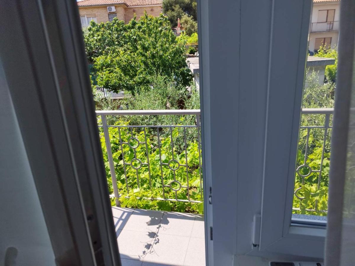 Antemma Apartment พูลา ภายนอก รูปภาพ