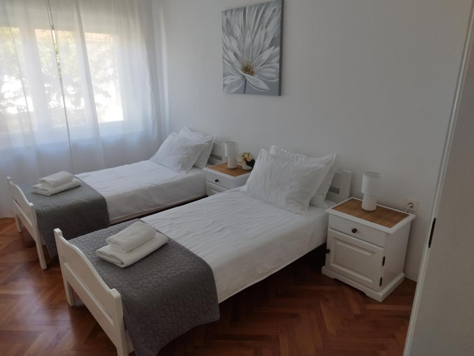 Antemma Apartment พูลา ภายนอก รูปภาพ